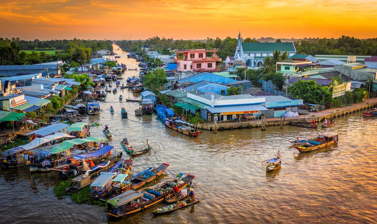 Cẩm Nang Du Lịch Chợ Nổi Miền Tây: Kinh Nghiệm Đi Sâu & Săn Ảnh Đẹp