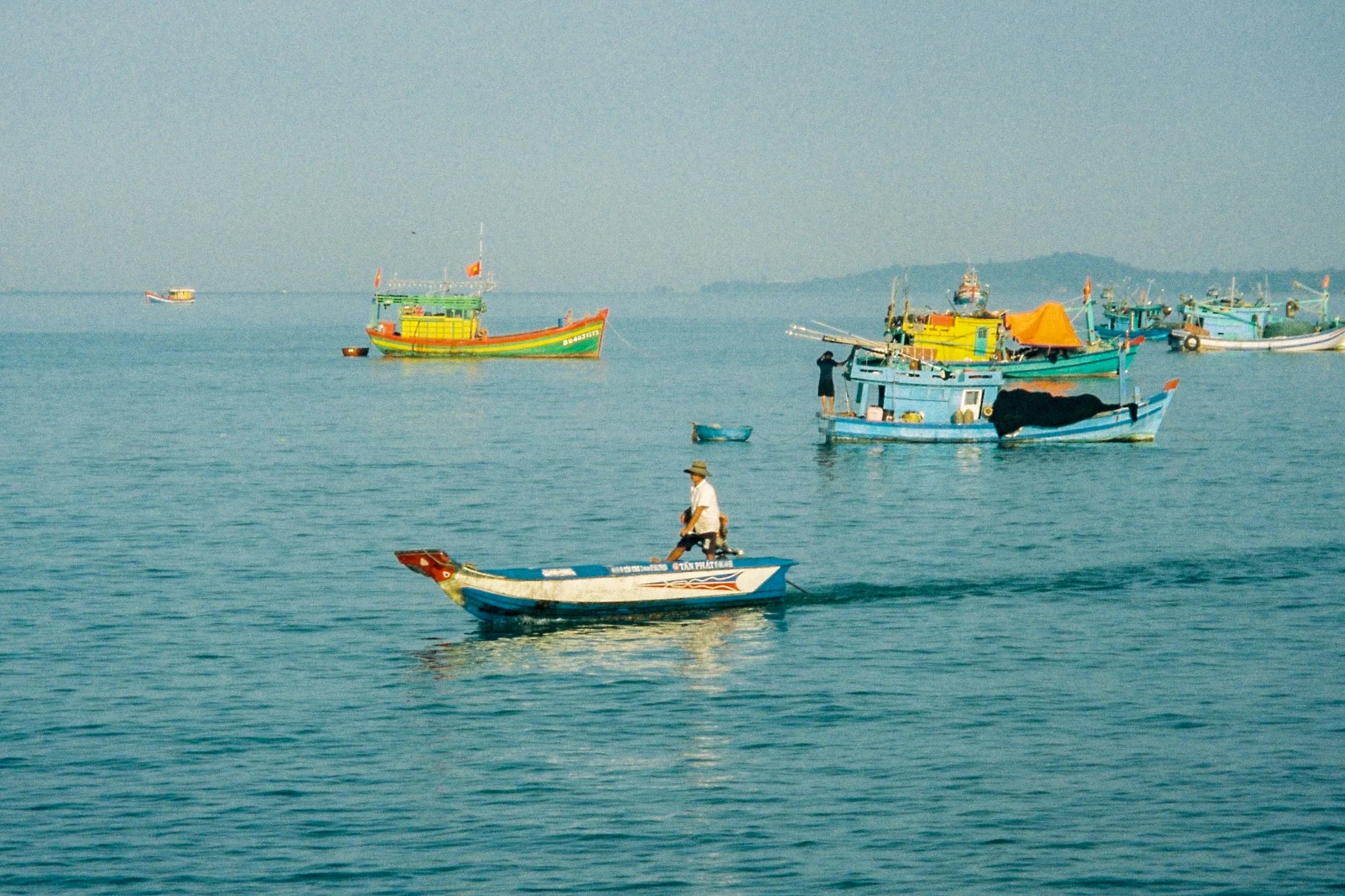 Phu Quoc Travel Guide: Discover Hidden Gems, Local Food & Visa-Free Privileges