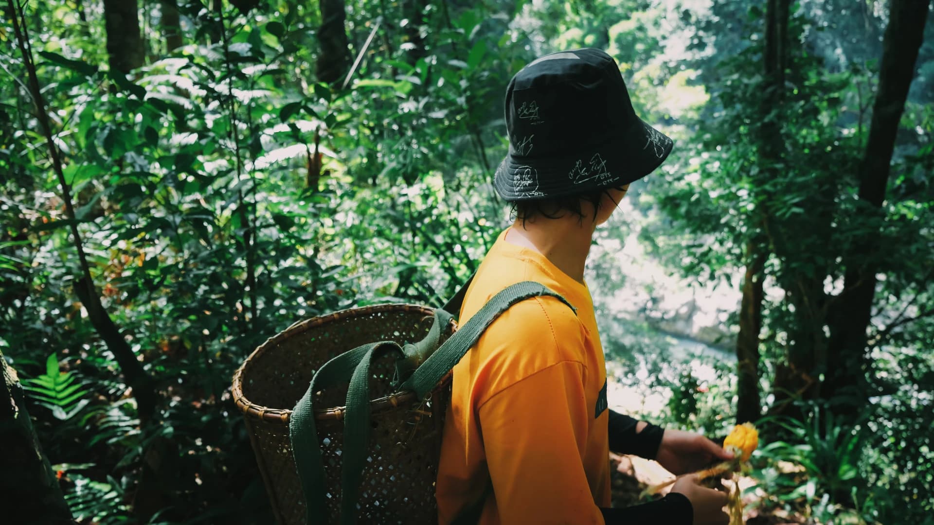 How to Take Cinematic Travel Photos in Vietnam